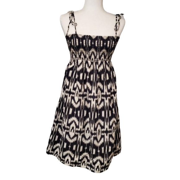 At Last Dresses & Skirts - At Last Sundress Women Size Large Black Aztec Print Spaghetti Straps  Dress